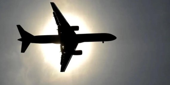 İran’dan ABD üssüne saldırı sonrası Körfez ülkeleri hava sahasını kapattı