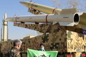 İran'dan İsrail’e misillemede yeni dönem! Çoklu başlıklı Hayberşıken füzesi ilk kez kullanıldı 3 irandan-israile-misillemede-yeni-donem-coklu-baslikli-haybersiken-fuzesi-ilk-kez-kullanildi-adKYMrt4.jpg