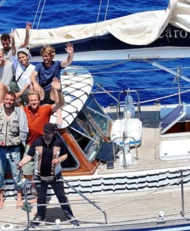 İsrail, Madleen gemisindeki aktivistleri ülkelerine göndereceğini duyurdu 7 israil-madleen-gemisindeki-aktivistleri-ulkelerine-gonderecegini-duyurdu-A7Gn8VUB.jpg