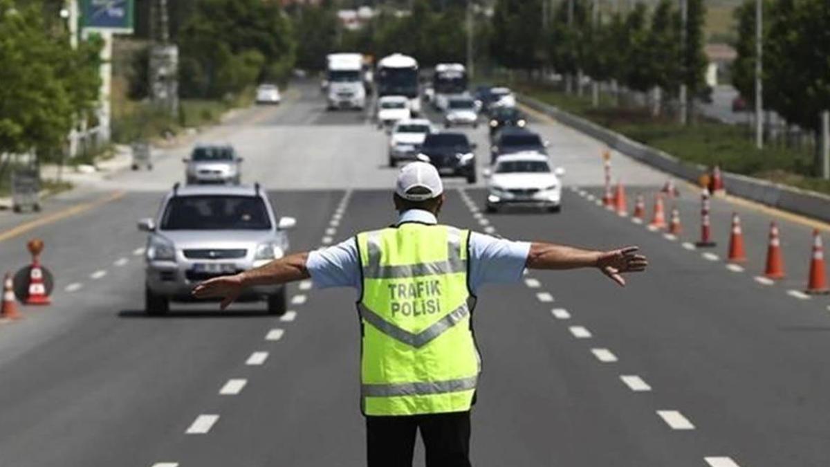 İstanbul’da Trafiğe Dikkat! Üsküdar Sahil Yolu Miting Nedeniyle Saatlerce Kapatılacak 2 istanbulda-trafige-dikkat-uskudar-sahil-yolu-miting-nedeniyle-saatlerce-kapatilacak-OtMU7gI4.jpg