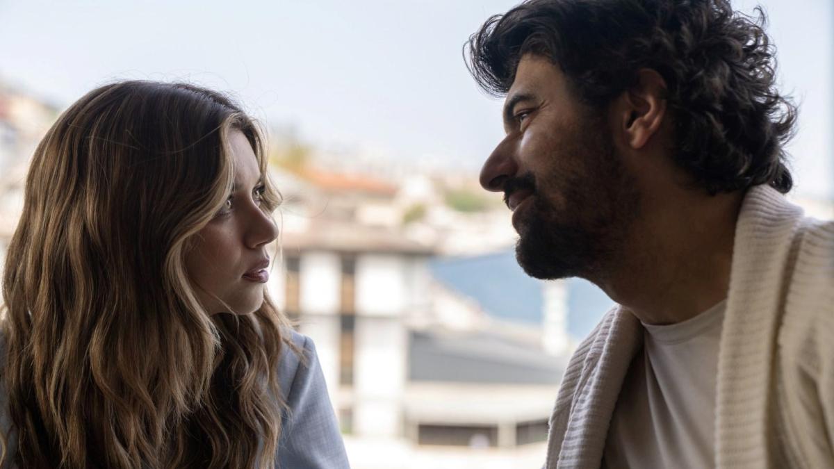 İstanbul'un Kalbini Sinematografik Bir Bakışla Yansıtan Mini Dizi: İstanbul My Love 4 istanbulun-kalbini-sinematografik-bir-bakisla-yansitan-mini-dizi-istanbul-my-love-DiwK9mZj.jpg