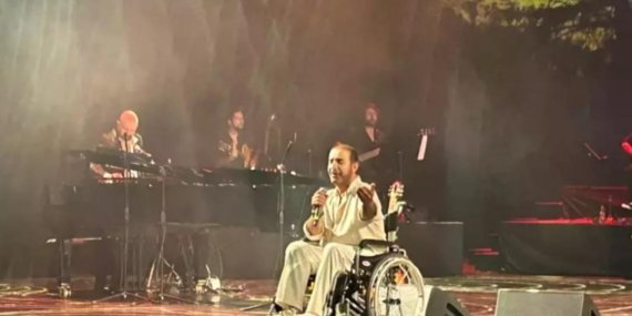 Kayahan şarkıları AKM’de yankılandı, unutulmaz geceye usta sanatçılar ve sevenleri tanıklık etti
