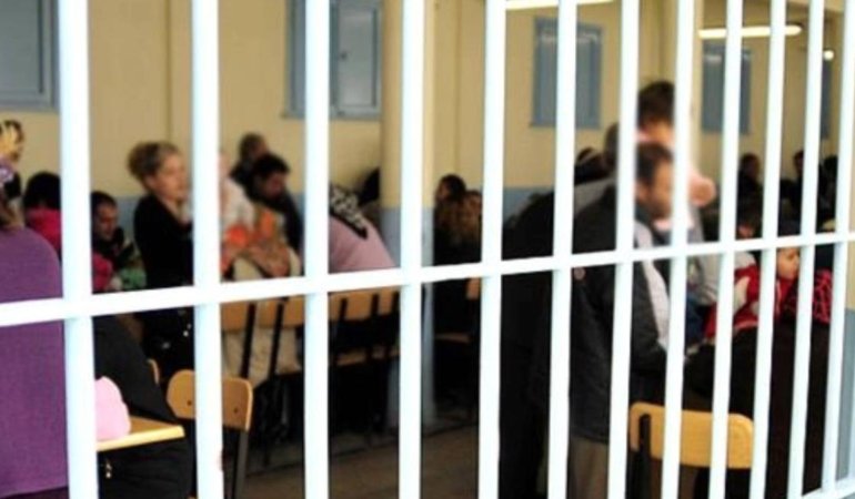 Kurban Bayramı’nda cezaevlerinde açık görüş imkanı sağlanacak Adalet Bakanı Tunç müjdeyi duyurdu 1 kurban-bayraminda-cezaevlerinde-acik-gorus-imkani-saglanacak-adalet-bakani-tunc-mujdeyi-duyurdu-a858AAvH.jpg
