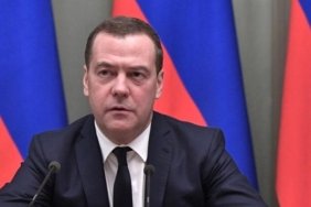 Medvedev'den Trump’a yanıt geldi ABD’nin İran saldırısı sonuçsuz kaldı 2 medvedevden-trumpa-yanit-geldi-abdnin-iran-saldirisi-sonucsuz-kaldi-wZjlJwmS.jpg