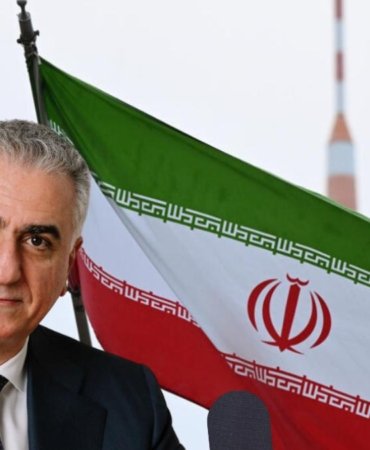 Rıza Pehlevi yeniden sahnede! İran’da rejim değişikliği için dünyaya çağrı yaptı 3 riza-pehlevi-yeniden-sahnede-iranda-rejim-degisikligi-icin-dunyaya-cagri-yapti-zdKfQpZb.jpg