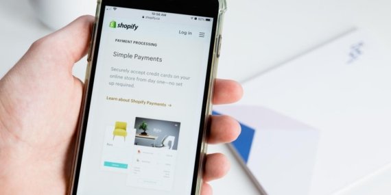 Shopify ve Coinbase güçlerini birleştirdi! USDC ile alışveriş dönemi başlıyor