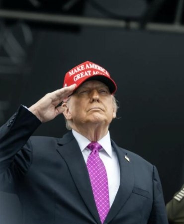 Trump kripto cüzdanıyla servetine servet kattı milyonlarca dolar gelir elde etti 7 trump-kripto-cuzdaniyla-servetine-servet-katti-milyonlarca-dolar-gelir-elde-etti-MM7jPwQe.jpg