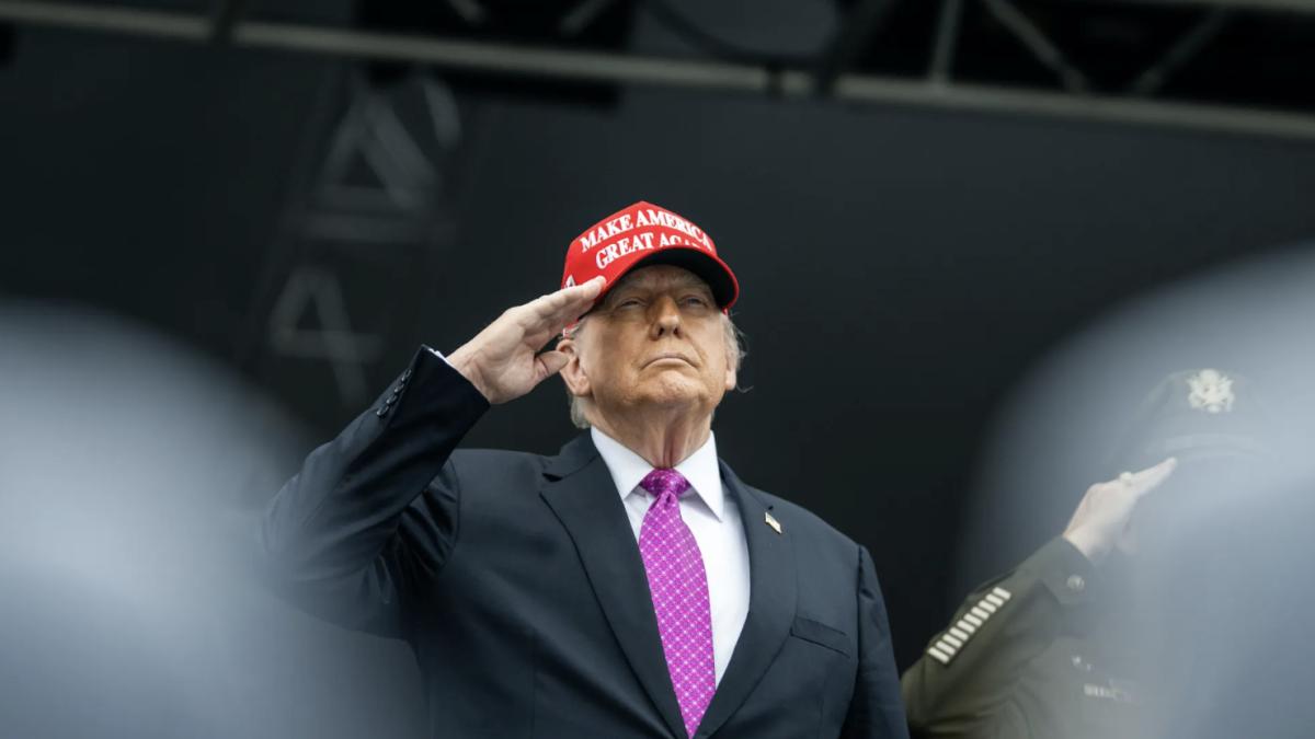 Trump kripto cüzdanıyla servetine servet kattı milyonlarca dolar gelir elde etti 2 trump-kripto-cuzdaniyla-servetine-servet-katti-milyonlarca-dolar-gelir-elde-etti-MM7jPwQe.jpg