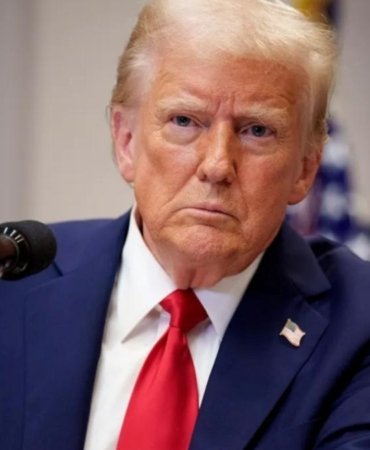 Trump’tan tartışmalı karar: 12 ülkeye seyahat yasağı başladı, Los Angeles protestoları büyüyor 4 trumptan-tartismali-karar-12-ulkeye-seyahat-yasagi-basladi-los-angeles-protestolari-buyuyor-fbyg8F64.jpg