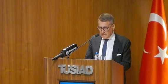 Türkiye ticaret savaşlarından kazançlı çıkabilir mi? TÜSİAD Başkanı’ndan dikkat çeken değerlendirmeler