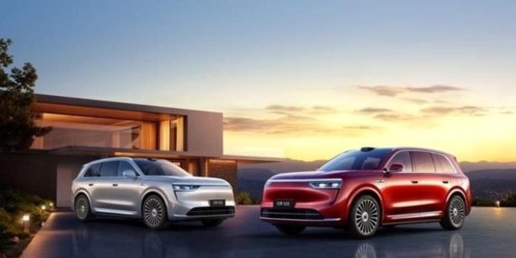 Aito, Huawei İş Birliğiyle M8 SUV’nin Elektrikli Versiyonlarını Tanıtıyor