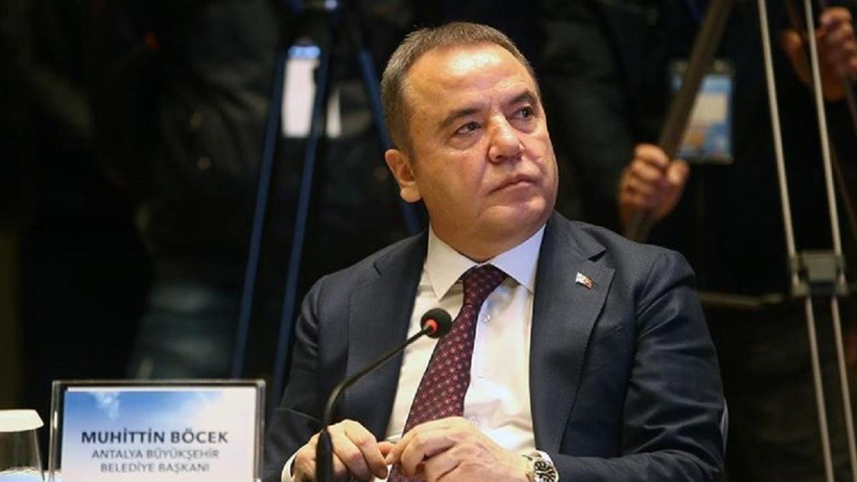Antalya'da rüşvet soruşturmasında kritik gelişme, Başkan Muhittin Böcek ifade veriyor 2 antalyada-rusvet-sorusturmasinda-kritik-gelisme-baskan-muhittin-bocek-ifade-veriyor-Oy3ER5CV.jpg