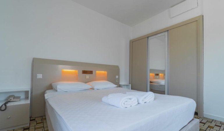 Antik Kentin Kalbinde Ege’ye Uyanın. Sibyl Hotel Erythrai ile Zamanda Yolculuk Başlıyor 6 antik-kentin-kalbinde-egeye-uyanin-sibyl-hotel-erythrai-ile-zamanda-yolculuk-basliyor-3q81JJ51.jpg