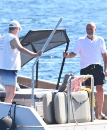 Atasay’ın Patronu Cihan Kamer Bodrum’da Yazın Tadını Çıkarıyor 10 atasayin-patronu-cihan-kamer-bodrumda-yazin-tadini-cikariyor-RVSaYM3W.jpg