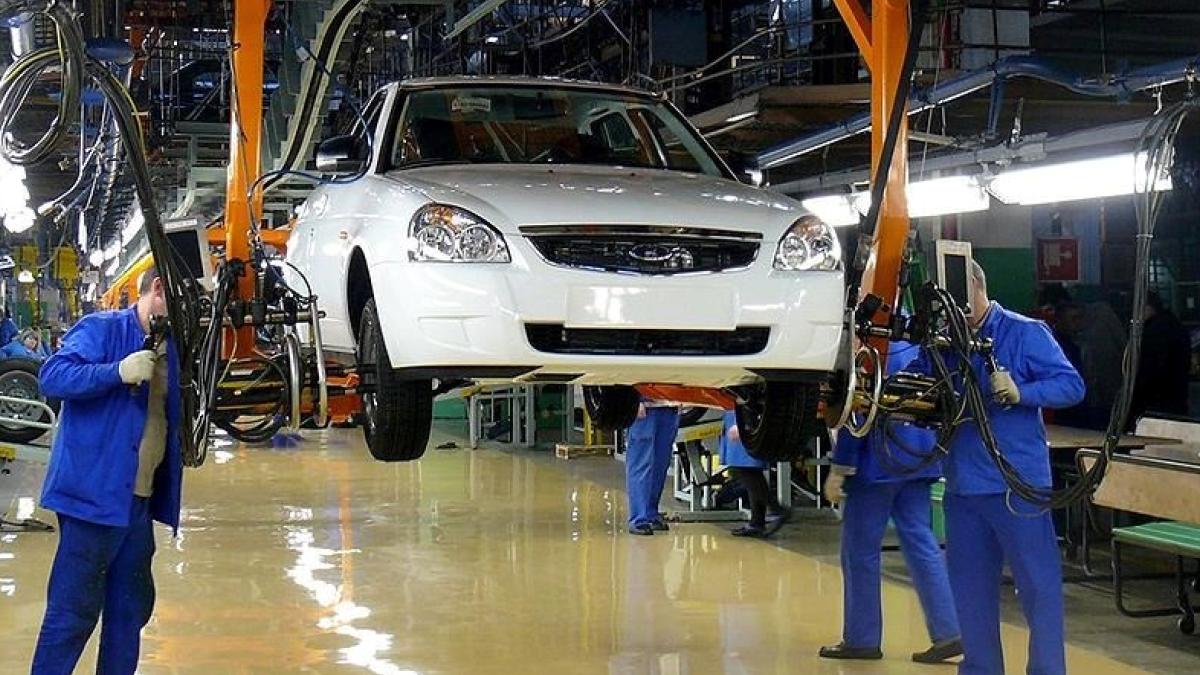 Avtovaz, Yüksek Faiz Oranları ve Çin Rekabeti Nedeniyle Çalışma Günlerini Azaltmayı Düşünüyor 2 avtovaz-yuksek-faiz-oranlari-ve-cin-rekabeti-nedeniyle-calisma-gunlerini-azaltmayi-dusunuyor-kHRWpyxB.jpg