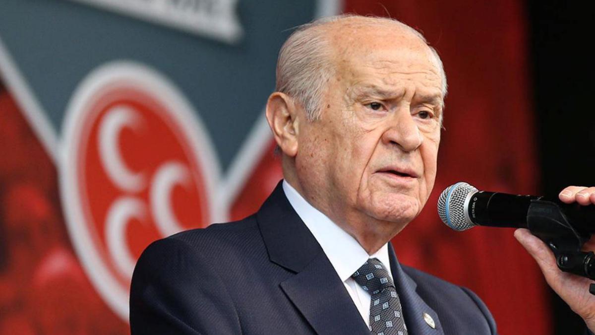Bahçeli sessizliğini bozdu! PKK’nın silah bırakması sonrası ilk açıklama geldi 2 bahceli-sessizligini-bozdu-pkknin-silah-birakmasi-sonrasi-ilk-aciklama-geldi-I1QAInDg.jpg