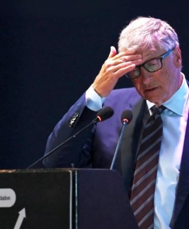 bill-gates-buyuk-servet-kaybi-yasadi-milyarderler-listesinden-cikti-Y5J28Wrp.jpg