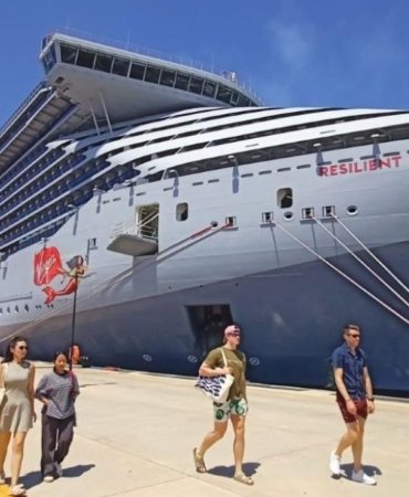 Bodrum'da dev kruvaziyer yoğunluğu! 2 bin 600'den fazla turist geldi 10 bodrumda-dev-kruvaziyer-yogunlugu-2-bin-600den-fazla-turist-geldi-jdkAxqit.jpg