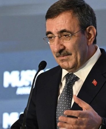 Cevdet Yılmaz’dan yeni anayasa vurgusu: Darbe izlerini silme vakti 3 cevdet-yilmazdan-yeni-anayasa-vurgusu-darbe-izlerini-silme-vakti-FGv8dQkQ.jpg