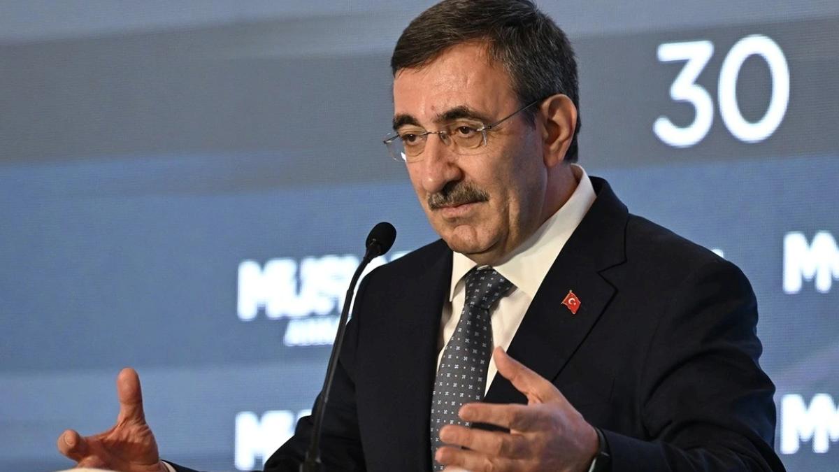 Cevdet Yılmaz’dan yeni anayasa vurgusu: Darbe izlerini silme vakti 2 cevdet-yilmazdan-yeni-anayasa-vurgusu-darbe-izlerini-silme-vakti-FGv8dQkQ.jpg