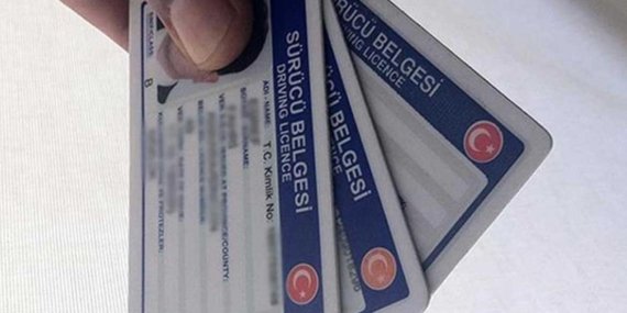 Ehliyet Sahipleri Dikkat! Bu Tarihe Kadar Yenilemeyenlerin Belgesi Geçersiz Sayılacak