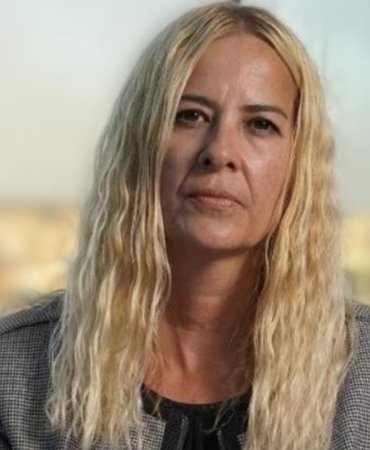 ekonomist-nazli-sarp-istanbuldaki-evinde-supheli-sekilde-olu-bulundu-ETVBtJfD.jpg