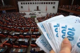 En Düşük Emekli Maaşı Artıyor mu? Gözler Meclis Genel Kurulu’nda! 4 en-dusuk-emekli-maasi-artiyor-mu-gozler-meclis-genel-kurulunda-txFQOeBv.jpg