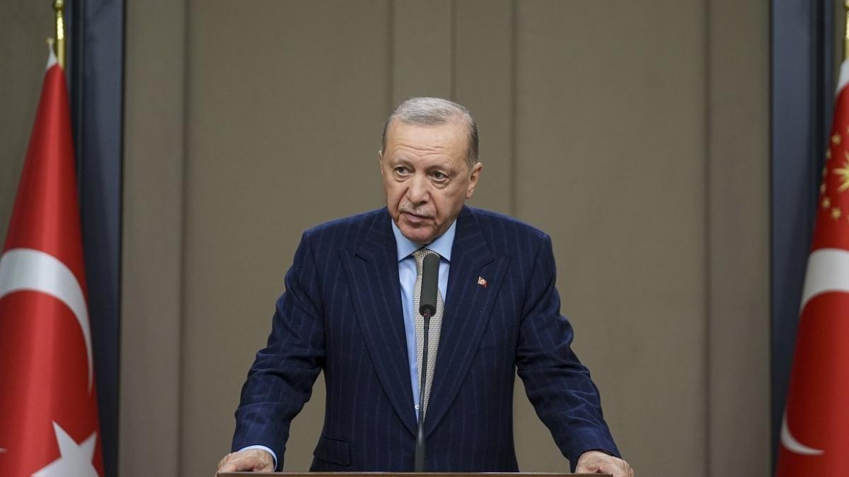 Erdoğan’dan tarihi mesaj: “Yeni bir dönem başlıyor, Türkiye Yüzyılı fiile dönüşüyor” 2 erdogandan-tarihi-mesaj-yeni-bir-donem-basliyor-turkiye-yuzyili-fiile-donusuyor-8gxGkdm9.jpg