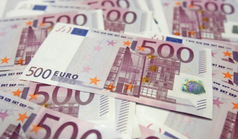 Euro tahviline talep yağdı yatırımcılar Türkiye için sıraya girdi 1 euro-tahviline-talep-yagdi-yatirimcilar-turkiye-icin-siraya-girdi-tswD1Ran.jpg