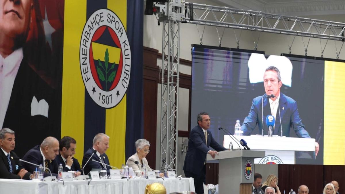 Fenerbahçe'den tarihi imza açıklaması Olağanüstü kongre için kaç imza toplandı? İşte net rakamlar 2 fenerbahceden-tarihi-imza-aciklamasi-olaganustu-kongre-icin-kac-imza-toplandi-iste-net-rakamlar-aXOPe9WP.jpg