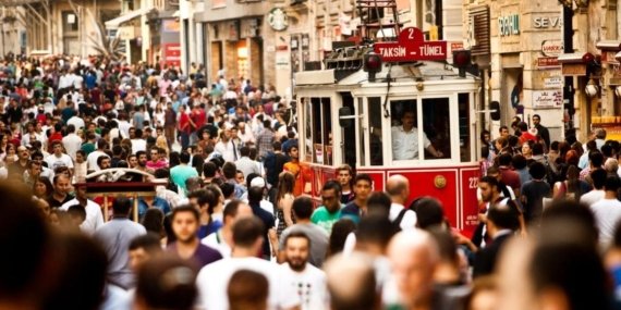 Göç edenlerin rotası değişmedi! İstanbul hem en çok alan hem en çok veren il oldu