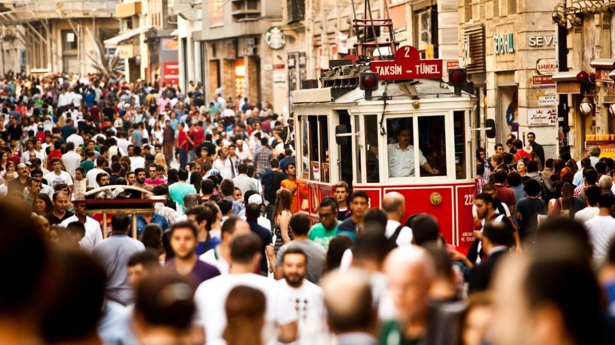 Göç edenlerin rotası değişmedi! İstanbul hem en çok alan hem en çok veren il oldu 2 goc-edenlerin-rotasi-degismedi-istanbul-hem-en-cok-alan-hem-en-cok-veren-il-xOsigz7O.jpg