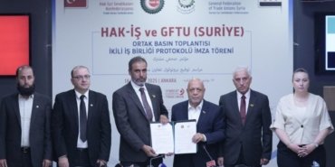 HAK-İŞ ile GFTU iş birliğini genişletiyor: Barış, göç ve istihdam için ortak protokol 7 hak-is-ile-gftu-is-birligini-genisletiyor-baris-goc-ve-istihdam-icin-ortak-protokol-ZKCOM4lJ.jpg