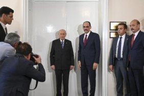 İbrahim Kalın'dan Bahçeli’ye Sürpriz Ziyaret! "Terörsüz Türkiye" Süreci Başladı mı? 4 ibrahim-kalindan-bahceliye-surpriz-ziyaret-terorsuz-turkiye-sureci-basladi-mi-EWYlbLgQ.jpg