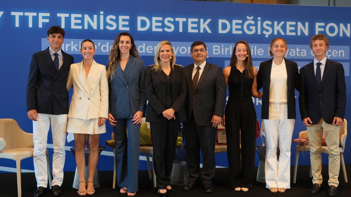 İş Portföy'ün yeni fonu tenisçileri destekliyor, yatırımcıya kazanç sağlıyor 2 is-portfoyun-yeni-fonu-teniscileri-destekliyor-yatirimciya-kazanc-sagliyor-c4A3hVJW.jpg