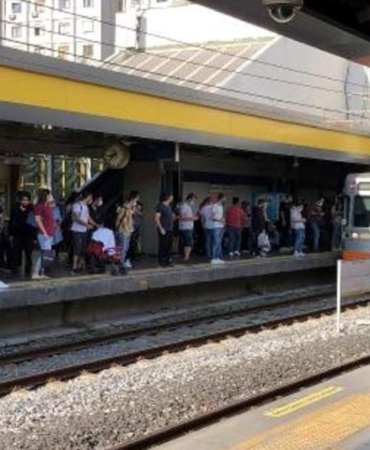 istanbulda-metro-uyarisi-iki-durak-bugun-saat-1000da-kapaniyor-vn3kgMnM.jpg