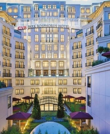 Izaka Terrace’tan Boğaz Manzaralı Lezzet Şöleni! Yeni Yaz Menüsüyle Damakları Baştan Çıkarıyor 4 izaka-terracetan-bogaz-manzarali-lezzet-soleni-yeni-yaz-menusuyle-damaklari-bastan-cikariyor-w5qrvhGz.jpg