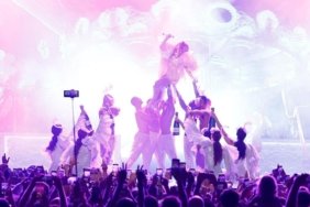 Jennifer Lopez Türkiye’de Sahneye Çıktı! Regnum’daki Konserde Ünlüler Akın Etti 3 jennifer-lopez-turkiyede-sahneye-cikti-regnumdaki-konserde-unluler-akin-etti-JEKTJRUb.jpg