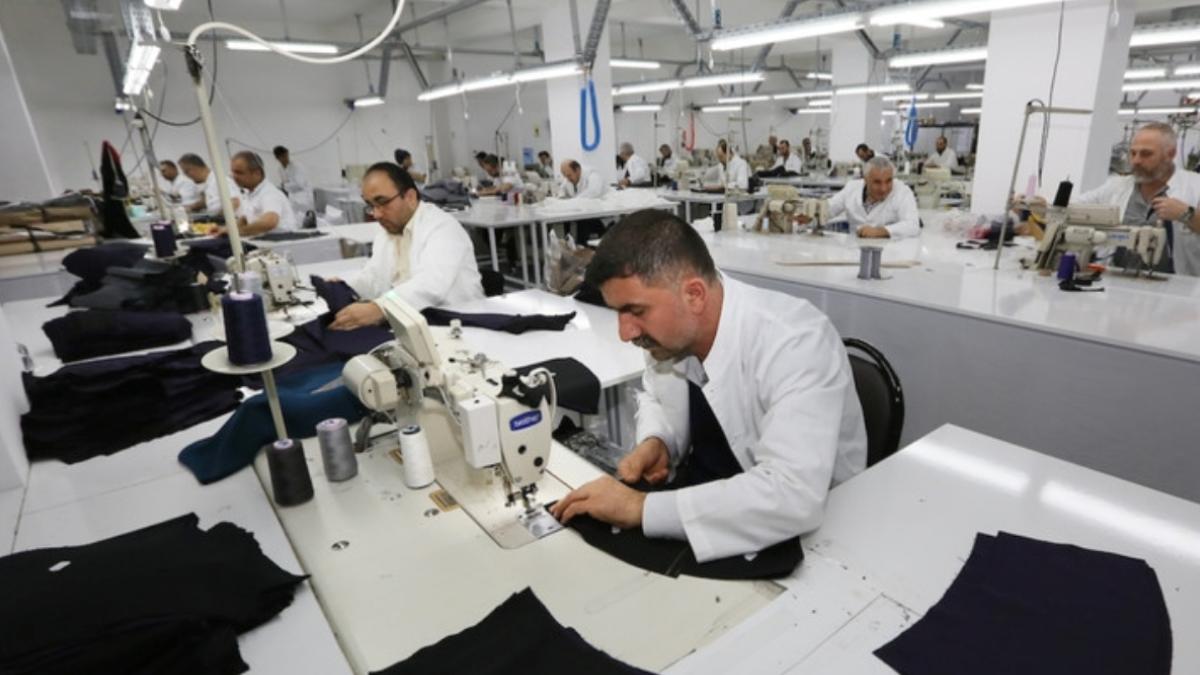 Konkordato başvuruları tekstil sektörünü sarstı, yüzlerce şirket risk altında 2 konkordato-basvurulari-tekstil-sektorunu-sarsti-yuzlerce-sirket-risk-altinda-V431ay9Q.jpg