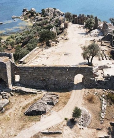 Latmos’un Sessiz Tanıkları Konuşuyor! Herakleia’da Çocuk Mezarları Ortaya Çıktı 7 latmosun-sessiz-taniklari-konusuyor-herakleiada-cocuk-mezarlari-ortaya-cikti-nIYmHf9h.jpg