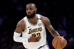 LeBron James, Lakers’tan Ayrılmıyor! Takas ya da Fesih Görüşmesi Yapılmadı 3 lebron-james-lakerstan-ayrilmiyor-takas-ya-da-fesih-gorusmesi-yapilmadi-3zIfWERc.jpg