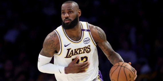 LeBron James, Lakers’tan Ayrılmıyor! Takas ya da Fesih Görüşmesi Yapılmadı