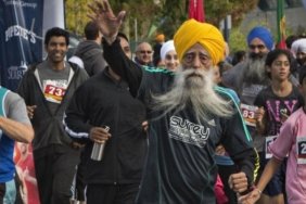 maratona-89-yasinda-baslamisti-dunyanin-en-yasli-kosucusu-fauja-singh-hayatini-kaybetti-rIqLBmmL.jpg