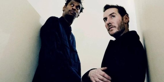 Massive Attack’ten İsrail-Gazze Krizi Üzerine Güçlü Çağrı ve Sansür Eleştirisi