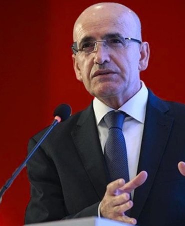 Mehmet Şimşek’ten Cari Açık Mesajı: “OVP Tahmininden Daha İyi Bir Seyir Bekliyoruz” 2 mehmet-simsekten-cari-acik-mesaji-ovp-tahmininden-daha-iyi-bir-seyir-bekliyoruz-NBmJvA4G.jpg