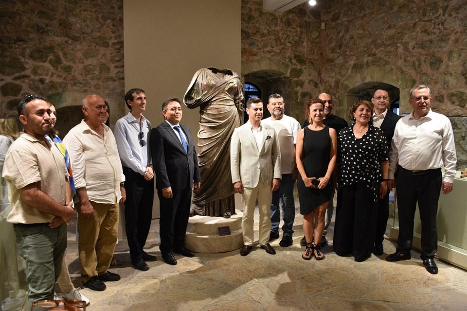 Muğla'nın Marmaris İlçesinde Antik Heykel Keşfi ve Koruma Süreci 1 Muğla'nın Marmaris İlçesinde Antik Bir Heykelin Keşfi ve Koruma Çalışmaları