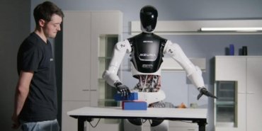 neura-roboticsten-yeni-hamle-insansi-robotlara-zeka-katacak-ortaklik-duyuruldu-GRcrSJAE.jpg