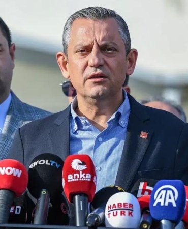 Özgür Özel yine Silivri’de! İmamoğlu’na 15. ziyaret 4 ozgur-ozel-yine-silivride-imamogluna-15-ziyaret-SHadg9XE.jpg