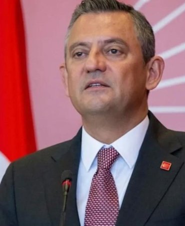 Özgür Özel’den yolsuzluk soruşturmalarına sert tepki: “Hırsız varsa biz de cezasını veririz” 9 ozgur-ozelden-yolsuzluk-sorusturmalarina-sert-tepki-hirsiz-varsa-biz-de-cezasini-veririz-nAQ7TO3y.jpg