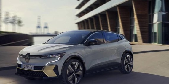Renault satışlarını elektrikliyle uçurdu! Her 2 araçtan biri artık elektrikli